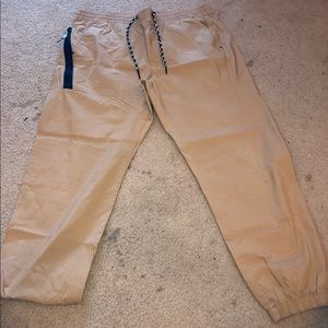 American Eagle joggers